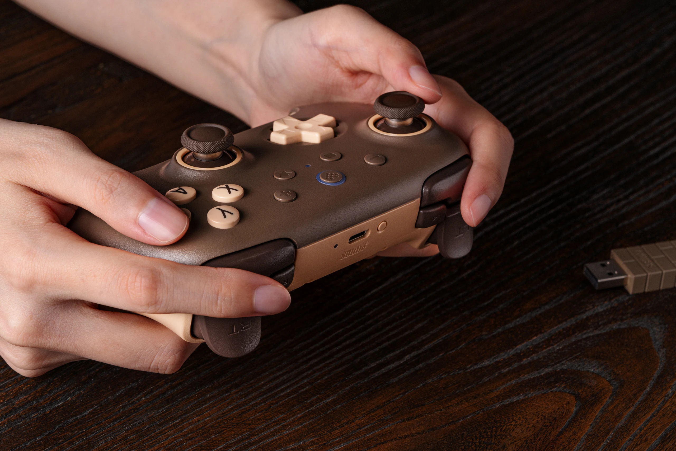 Controle Sem Fio 8BitDo Gamepad Ultimate para PC Windows 10/11 Steam Android Gaming