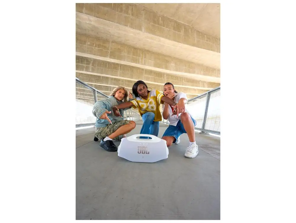 Caixa de Som JBL Boombox 4 Bluetooth Amplificada Portátil 210W USB-C – Bivolt